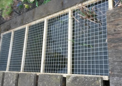 Pond steel child safety mesh installation